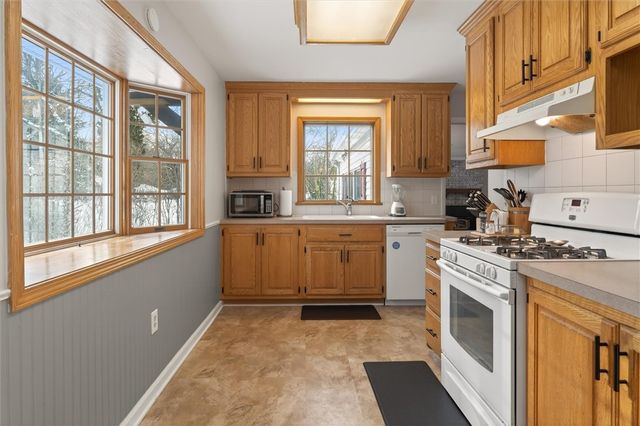 114 Rye Road, Greece, NY 14626