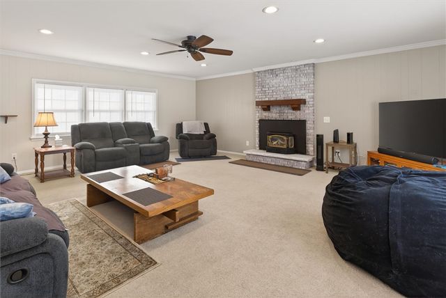 114 Rye Road, Greece, NY 14626