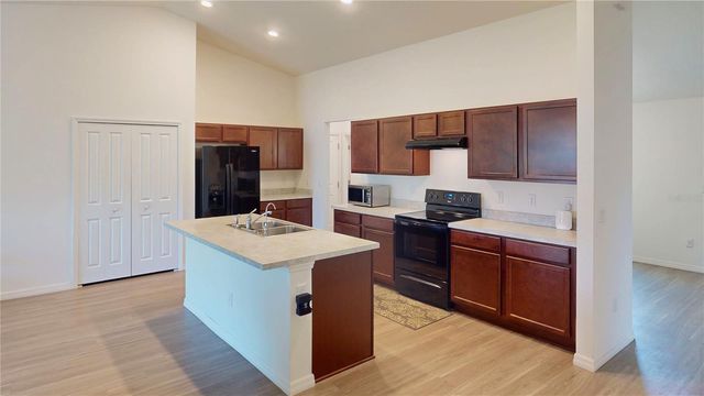 27 LEWISDALE LANE, Palm Coast, FL 32137