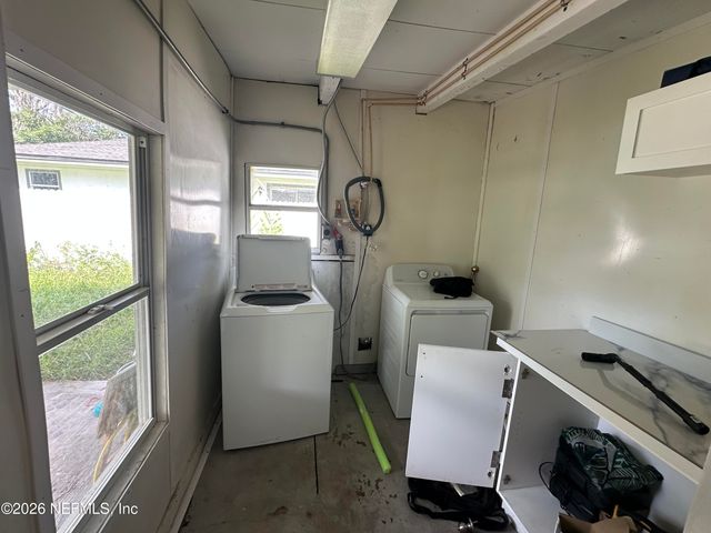 6304 SPRINKLE Drive N, Jacksonville, FL 32211