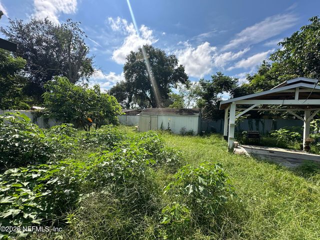 6304 SPRINKLE Drive N, Jacksonville, FL 32211