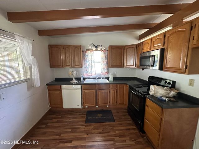6304 SPRINKLE Drive N, Jacksonville, FL 32211