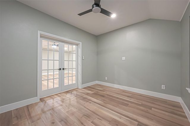 2 Garden Lodge Place, The Woodlands, TX 77382