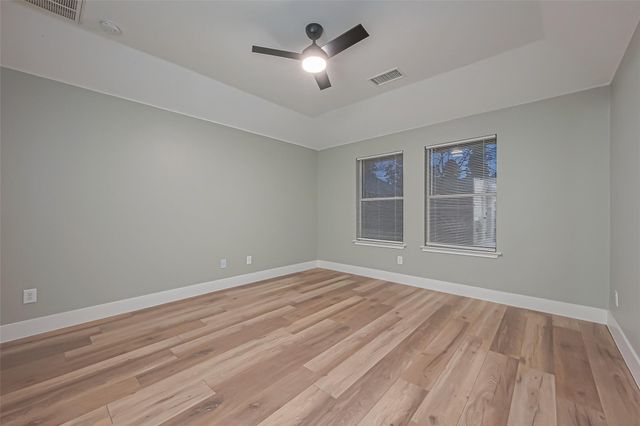 2 Garden Lodge Place, The Woodlands, TX 77382