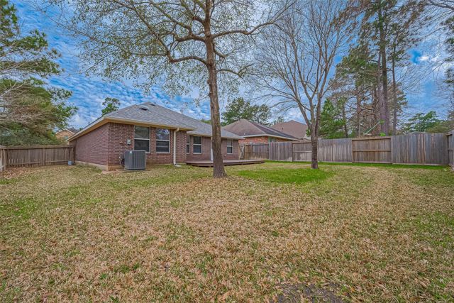 2 Garden Lodge Place, The Woodlands, TX 77382