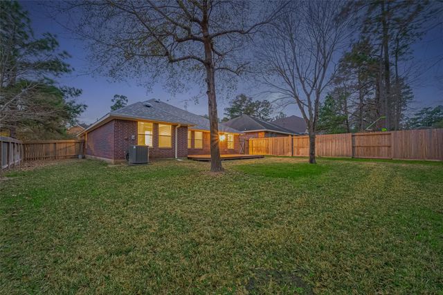 2 Garden Lodge Place, The Woodlands, TX 77382