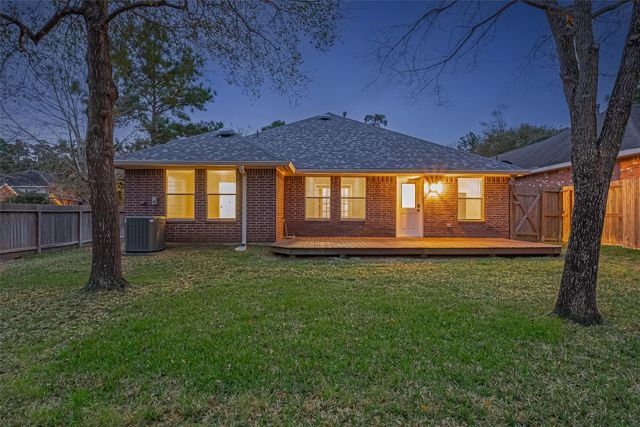 2 Garden Lodge Place, The Woodlands, TX 77382
