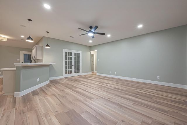 2 Garden Lodge Place, The Woodlands, TX 77382