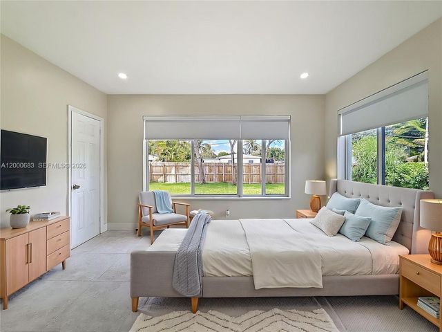 1979 NE 176, North Miami Beach, FL 33162