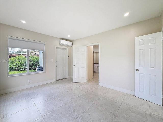 1979 NE 176, North Miami Beach, FL 33162