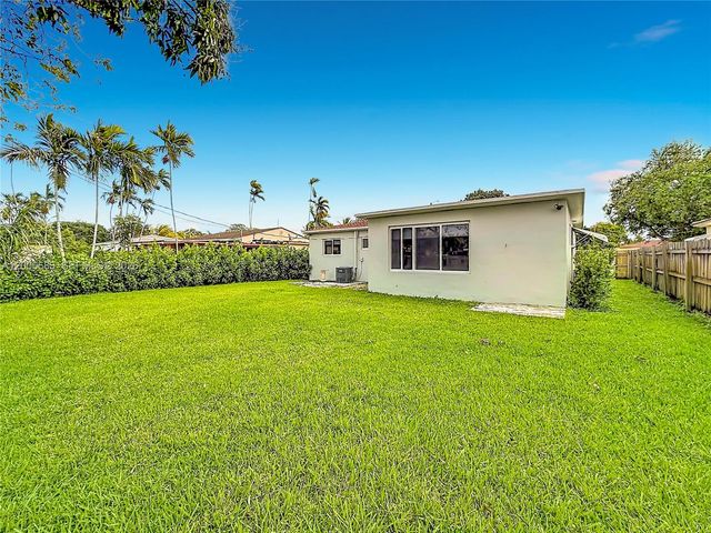 1979 NE 176, North Miami Beach, FL 33162