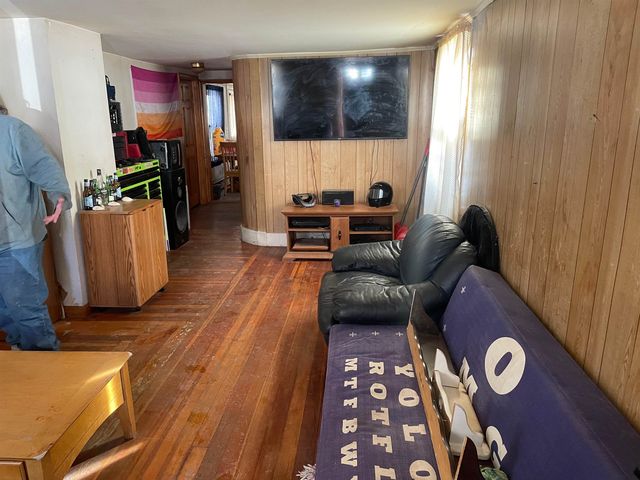 14 Pleasant Street, Nashua, NH 03060