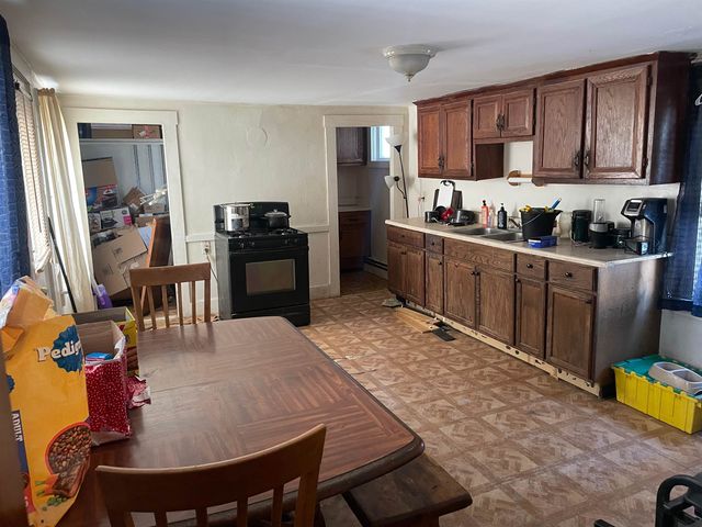 14 Pleasant Street, Nashua, NH 03060