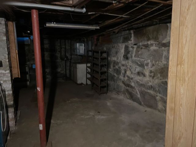 14 Pleasant Street, Nashua, NH 03060