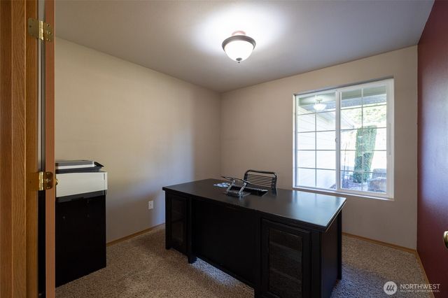 134 8 Macronovic Road, Chehalis, WA 98532