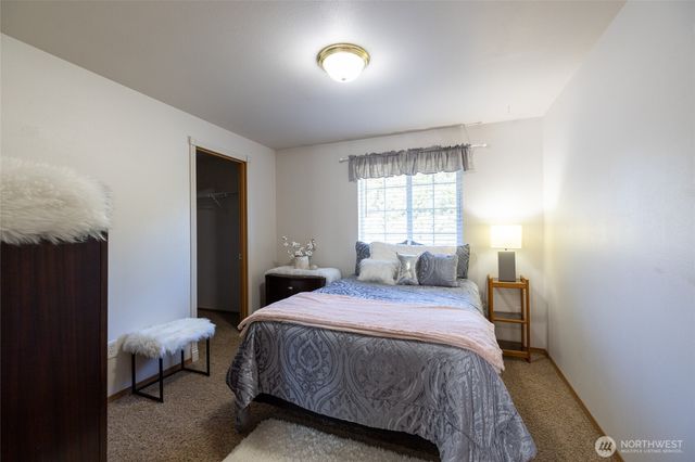 134 8 Macronovic Road, Chehalis, WA 98532