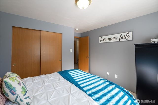 134 8 Macronovic Road, Chehalis, WA 98532