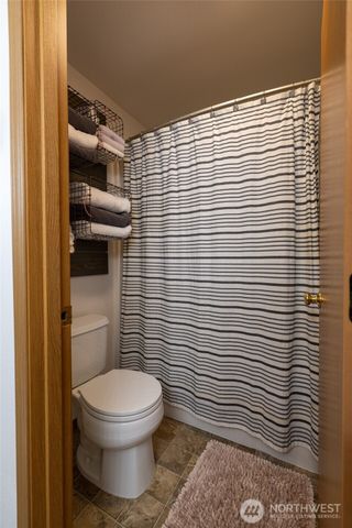 134 8 Macronovic Road, Chehalis, WA 98532