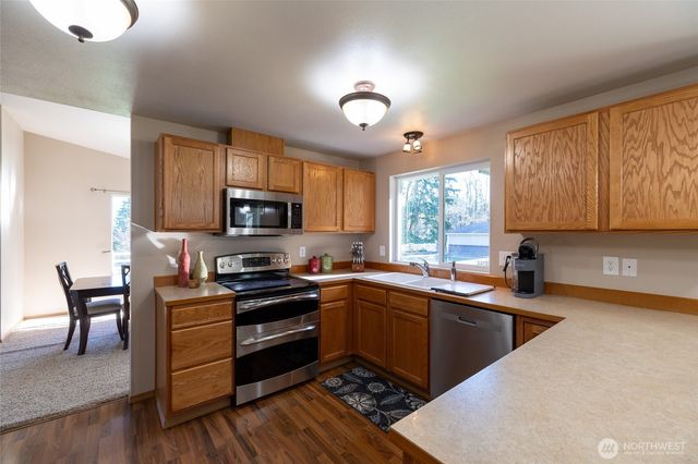 134 8 Macronovic Road, Chehalis, WA 98532