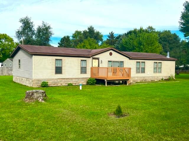 6596 Middleton Drive, Greenville, MI 48838