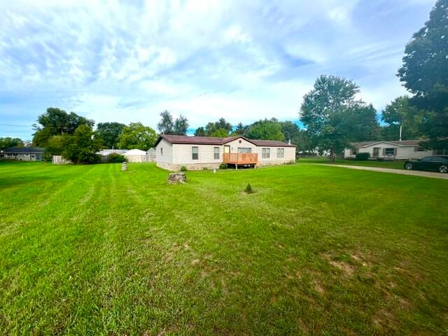 6596 Middleton Drive, Greenville, MI 48838