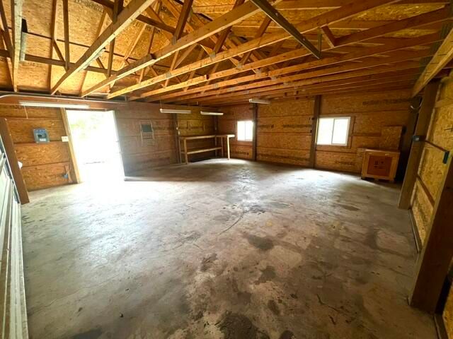 6596 Middleton Drive, Greenville, MI 48838