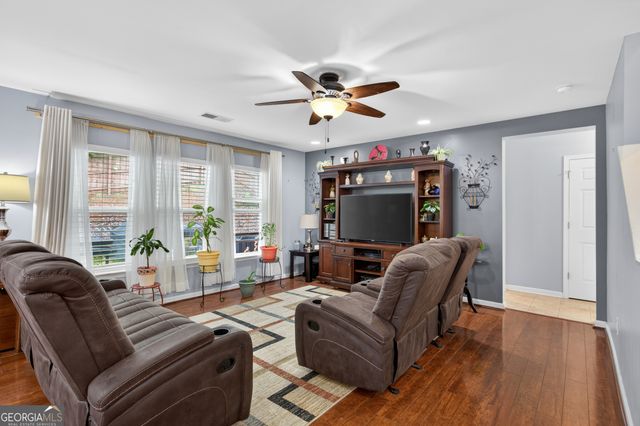 269 Edinburgh Lane, Woodstock, GA 30188