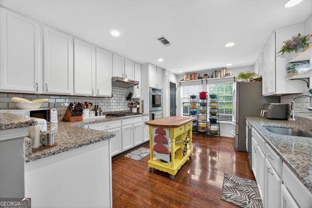 269 Edinburgh Lane, Woodstock, GA 30188