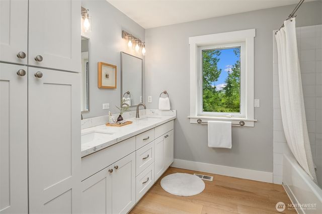 2905 357th Avenue SE, Fall City, WA 98024