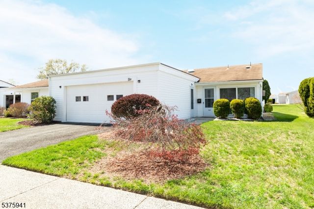 36 Haddon Rd, Monroe Twp., NJ 08831