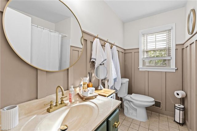 225 Haledon RD, Chesapeake, VA 23320