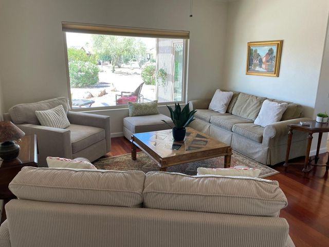 15619 W Vista Grande Lane, Surprise, AZ 85374
