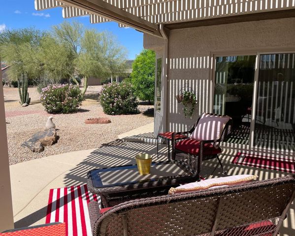 15619 W Vista Grande Lane, Surprise, AZ 85374