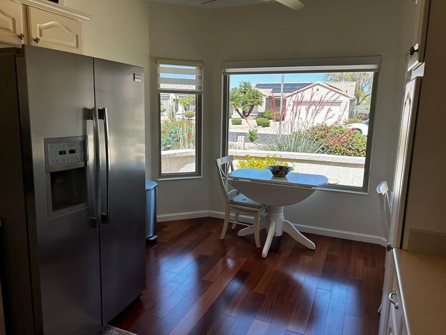 15619 W Vista Grande Lane, Surprise, AZ 85374