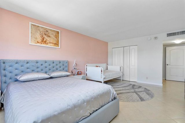 100 Golden Isles Dr 1201, Hallandale Beach, FL 33009