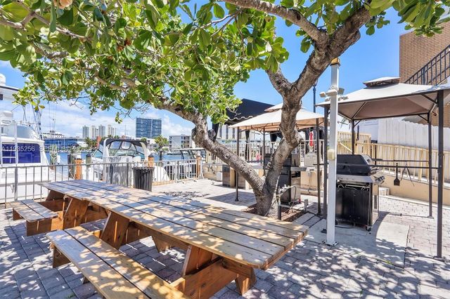 100 Golden Isles Dr 1201, Hallandale Beach, FL 33009