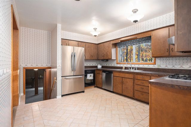 26137 Diana Drive, Sturgis, MI 49091