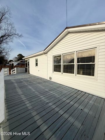 212 Sunset Drive, Williamston, NC 27892