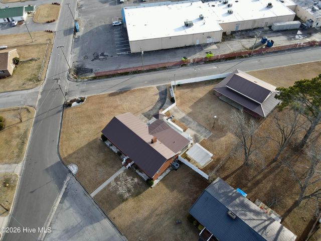 212 Sunset Drive, Williamston, NC 27892