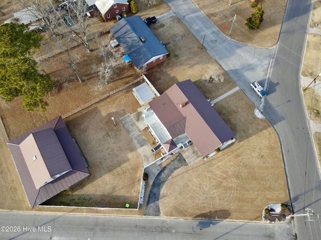 212 Sunset Drive, Williamston, NC 27892