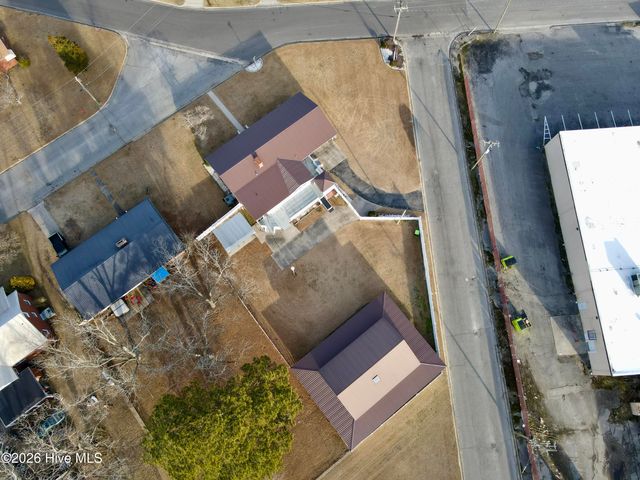 212 Sunset Drive, Williamston, NC 27892