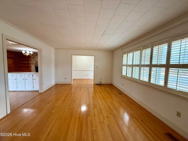 212 Sunset Drive, Williamston, NC 27892