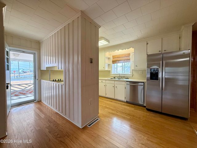 212 Sunset Drive, Williamston, NC 27892