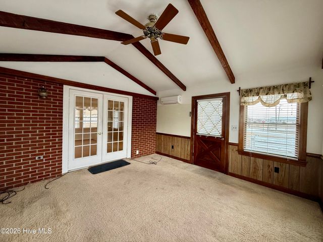 212 Sunset Drive, Williamston, NC 27892