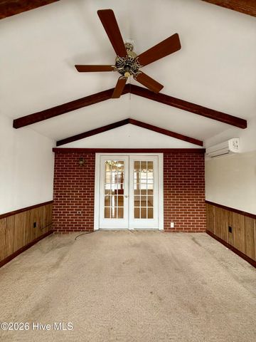 212 Sunset Drive, Williamston, NC 27892