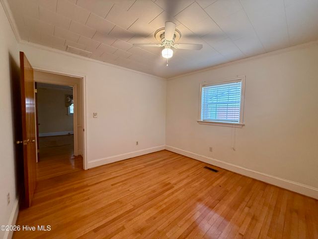 212 Sunset Drive, Williamston, NC 27892