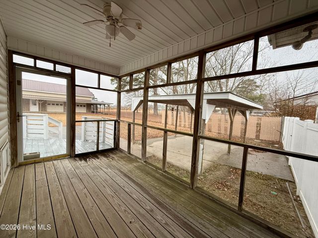 212 Sunset Drive, Williamston, NC 27892