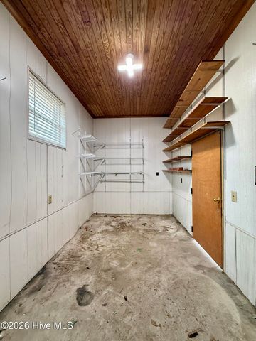 212 Sunset Drive, Williamston, NC 27892