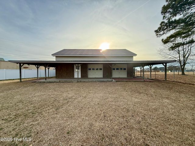 212 Sunset Drive, Williamston, NC 27892