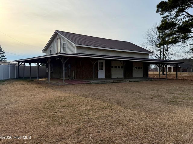 212 Sunset Drive, Williamston, NC 27892